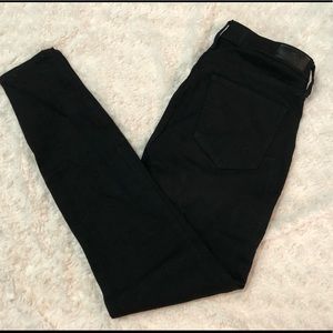 Hollister Mid Rise Super Skinny Jeans